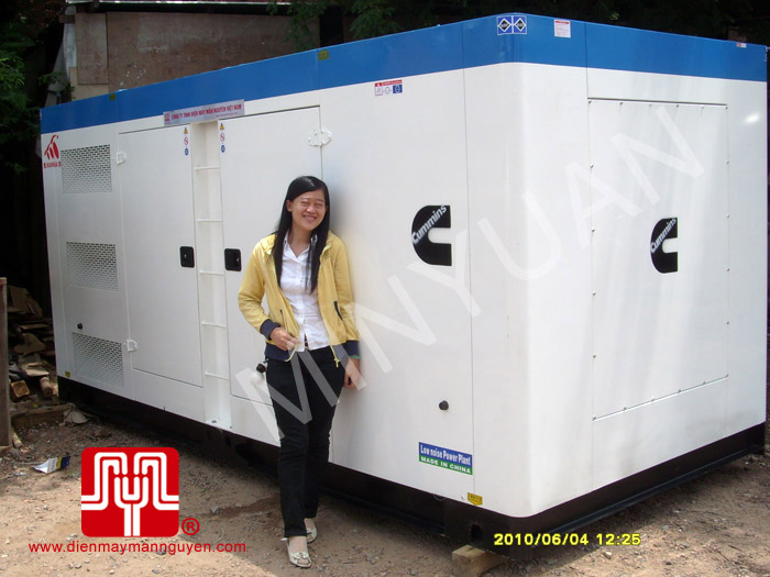 Tổ máy phát điện có vỏ CUMMINS 500KVA bàn giao cho khách hàng Hồ Chí Minh ngày 04.06.2010