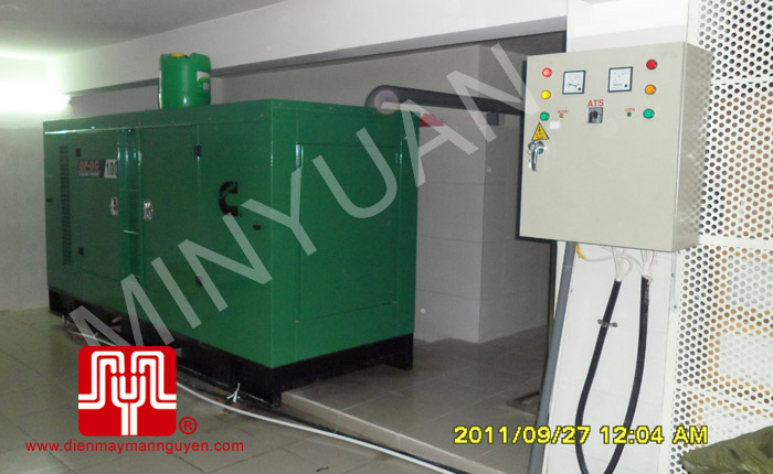 Tổ máy CUMMINS 100 KVA giao tại Bình Phước ngày 27.09.2011