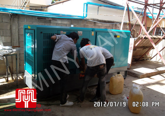 Tổ máy CUMMINS 120KVA bàn giao khách hàng Campuchia ngày 19.7.2012