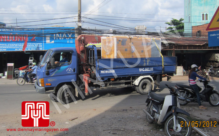 Tổ máy có vỏ CUMMINS 140KVA bàn giao khách hàng là Ngân hàng Nông nghiệp Cần Thơ ngày 21.05.2012