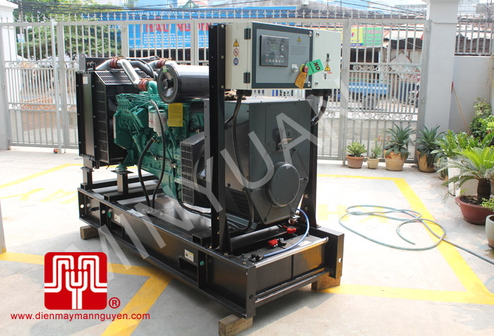 Tổ máy trần CUMMINS 140KVA bàn giao khách hàng Hồ Chí Minh ngày 26.3.2012