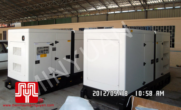 02 Tổ máy CUMMINS 150KVA bàn giao khách hàng Campuchia ngày 18.5.2012