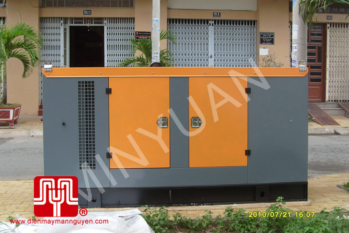 Tổ máy phát điện CUMMINS 200KVA bàn giao khách hàng TP Hồ Chí Minh ngày 21.07.2010