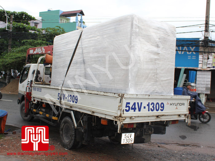 Tổ máy CUMMINS 250KVA bàn giao khách hàng Hồ Chí Minh ngày 9.7.2012