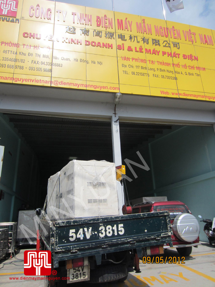 Tổ máy CUMMINS 40KVA bàn giao khách hàng Hồ Chí Minh ngày 25.4.2012