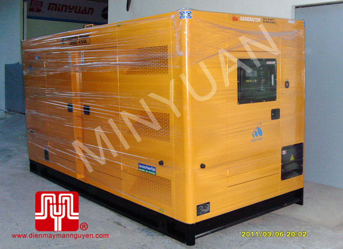 Tổ máy CUMMINS 500KVA giao khách hàng Hồ Chí Minh ngày 6.3.2011