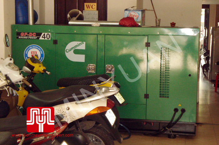 Tổ máy CUMMINS 40KVA có vỏ giao tại Hồ Chí Minh ngày 10.11.2011