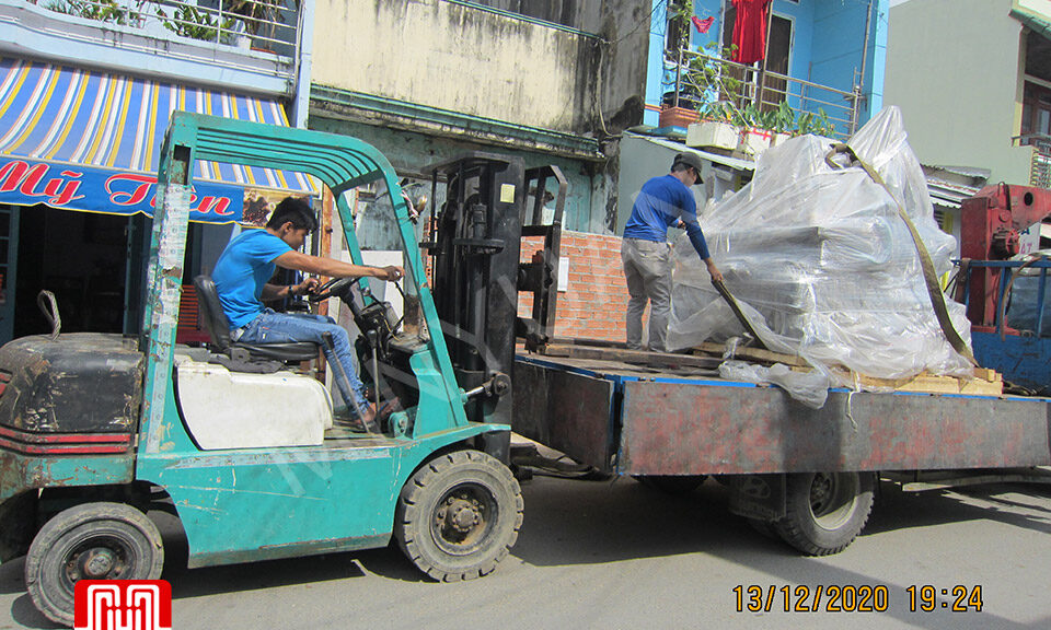 Máy cắt dây DK7750 bàn giao 13/12/2018