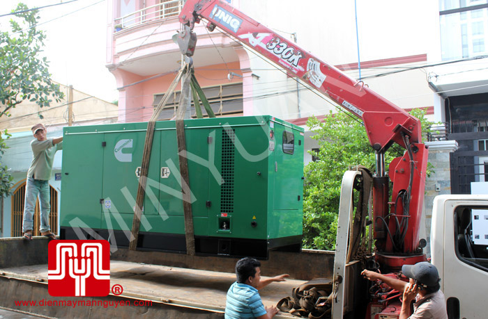 Tổ máy phát điện 100KVA giao khách hàng Hồ Chí Minh ngày 24.6.2011