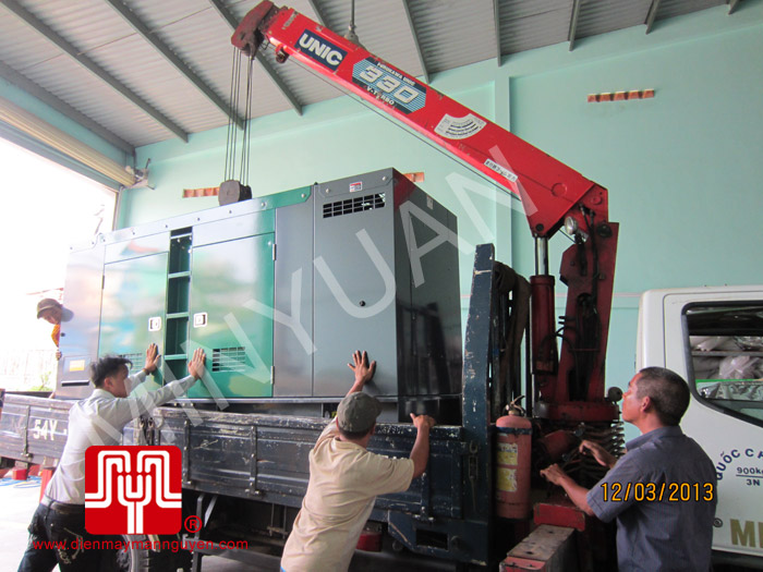 Tổ máy phát điện có vỏ CUMMINS 140KVA bàn giao khách hàng HCM ngày 12.3.2013