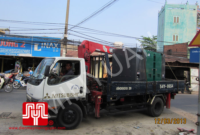 Tổ máy phát điện có vỏ CUMMINS 140KVA bàn giao khách hàng HCM ngày 12.3.2013