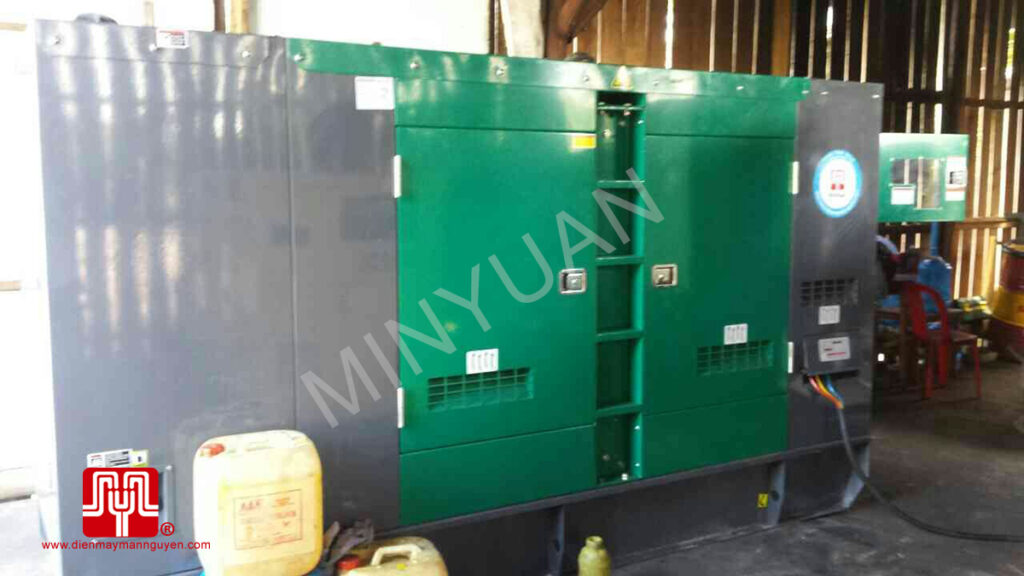 Máy phát điện Cummins 250kva có vỏ cách âm bàn giao tại Cambodia 24/11/2014