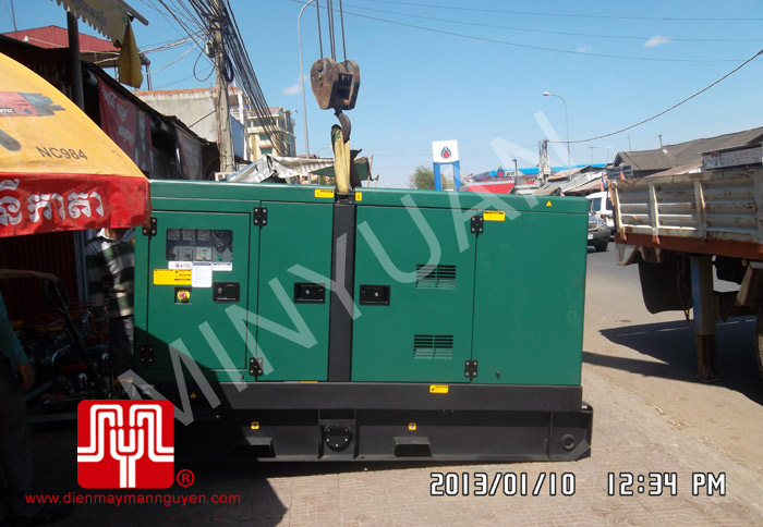 Tổ máy phát điện CUMMINS 60KVA bàn giao khách hàng Campuchia ngày 10.1.2013