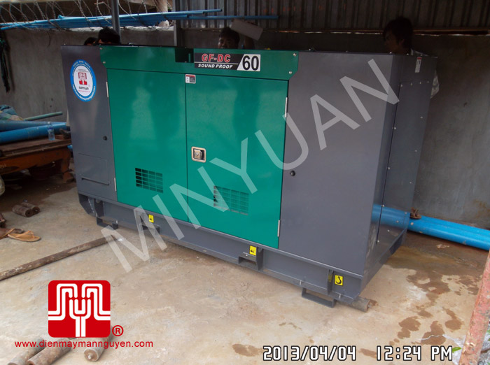 Tổ máy phát điện có vỏ CUMMINS 60KVA bàn giao khách hàng Campuchia ngày 4.4.2013