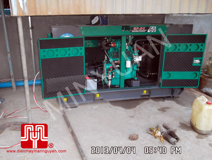 Tổ máy phát điện có vỏ CUMMINS 60KVA bàn giao khách hàng Campuchia ngày 4.4.2013