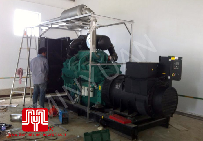 Tổ máy phát điện trần CUMMINS 1000KVA bàn giao khách hàng HCM ngày 3.6.2013