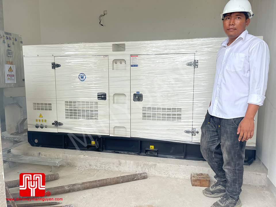 Máy phát điện Cummins 120 kva bàn giao 15/08/2023