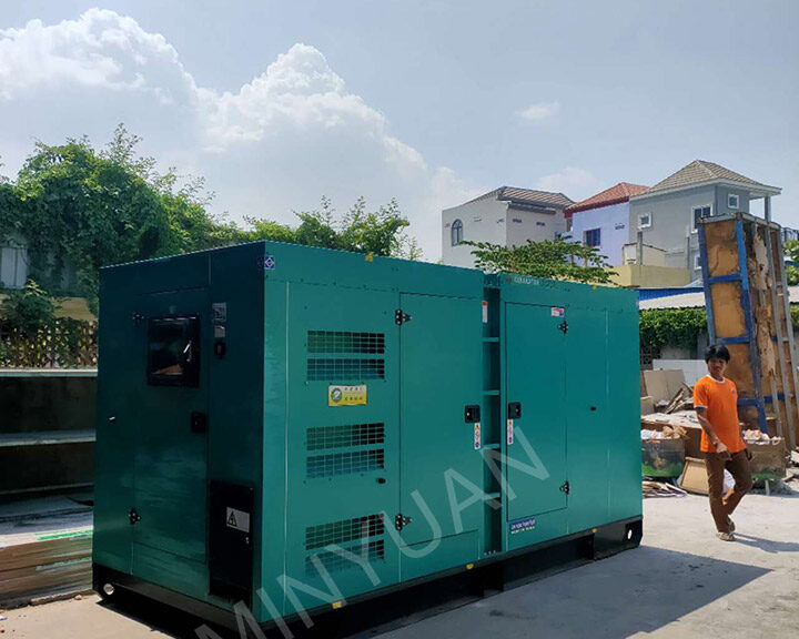 Máy phát điện Cummins 560 kva bàn giao 12/04/2023