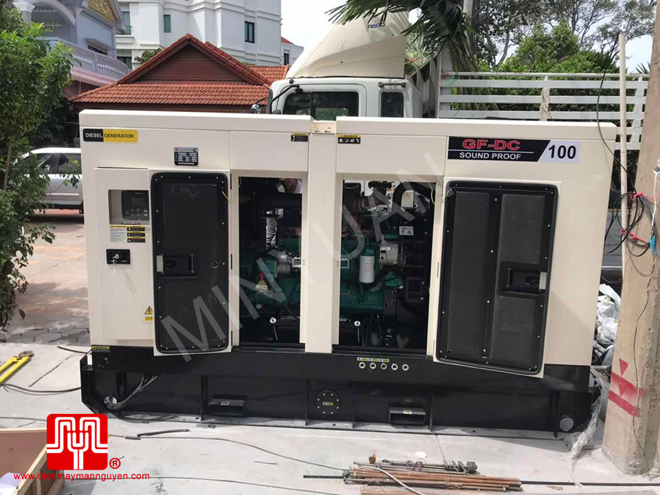 Máy phát điện Cummins 100kva bàn giao ngày 03/08/2020