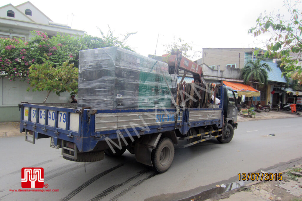 Máy phát điện Cummins 100kva bàn giao tại TPHCM 13/07/2015