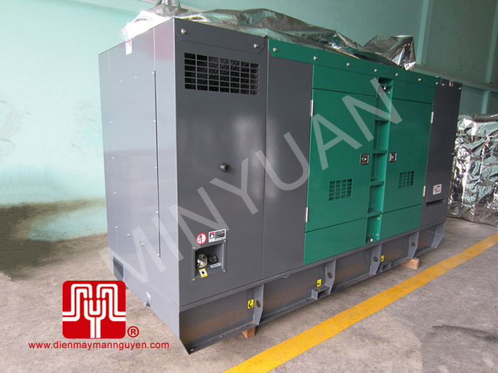 Máy phát điện Cummins 100kva bàn giao tại TPHCM 16/07/2014