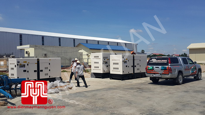 Máy phát điện Cummins 180kva, 250kva vaf 350kva có vỏ cách âm bàn giao tại Cambodia 27/05/2014