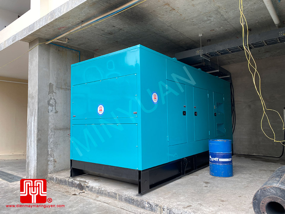 Máy phát điện Cummins 1200kva bàn giao ngày 03/08/2020