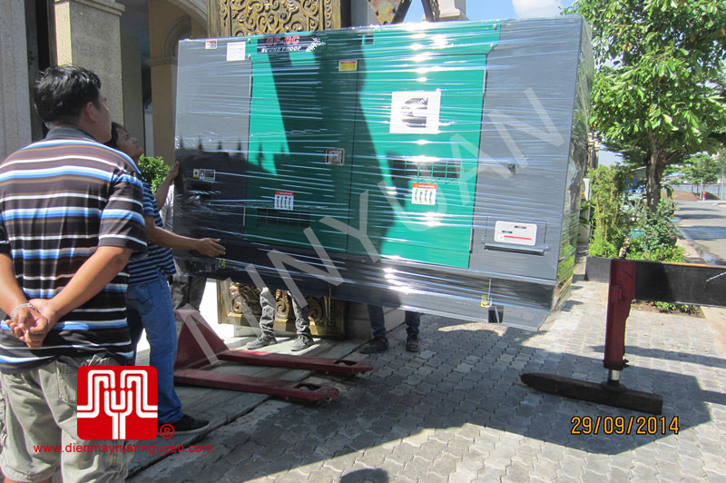 Máy phát điện Cummins 120kva có vỏ cách âm bàn giao tại Cambodia 29/09/2014