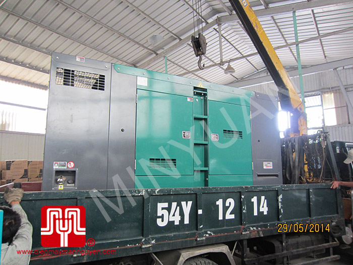 Máy phát điện Cummins 180kva bàn giao tại TPHCM 29/05/2014