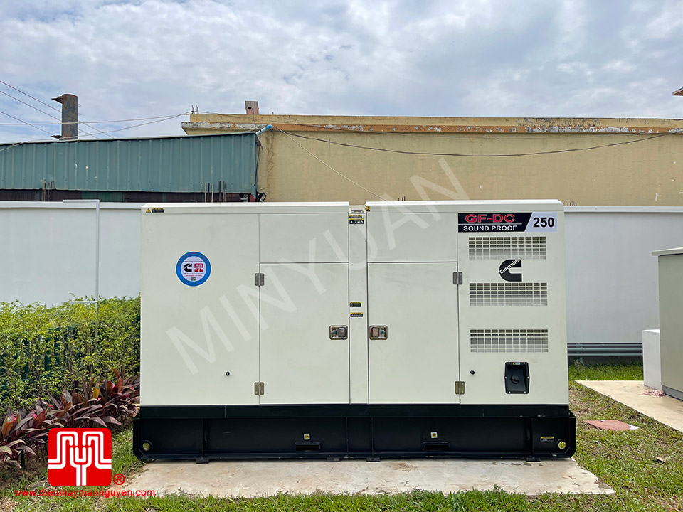 Máy phát điện Cummins 250kva bàn giao 01/06/2022