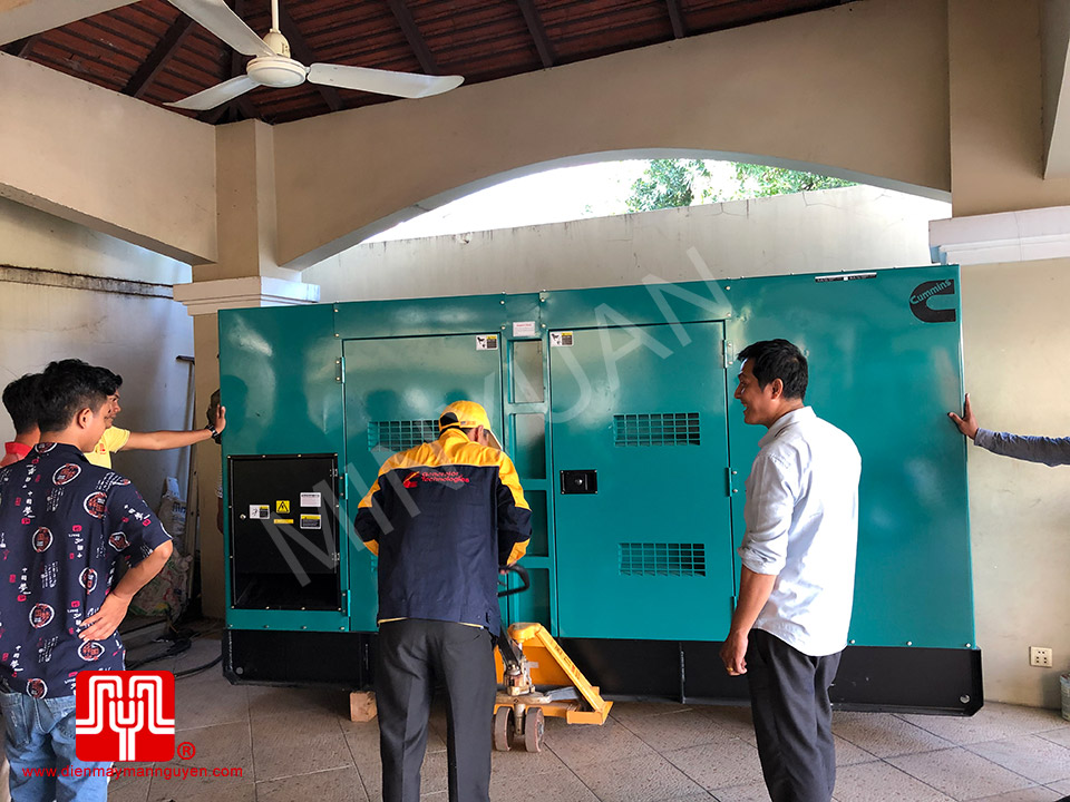 Máy phát điện Cummins 250kva bàn giao ngày 02/10/2019