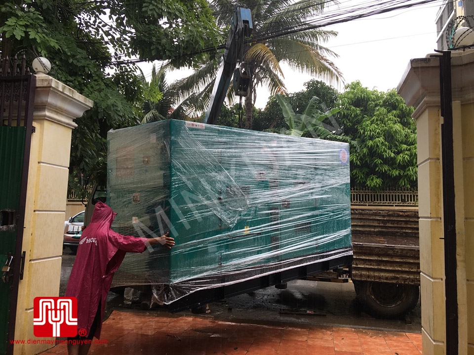 Máy phát điện Cummins 250kva bàn giao tại Cambodia ngày 08/10/2017