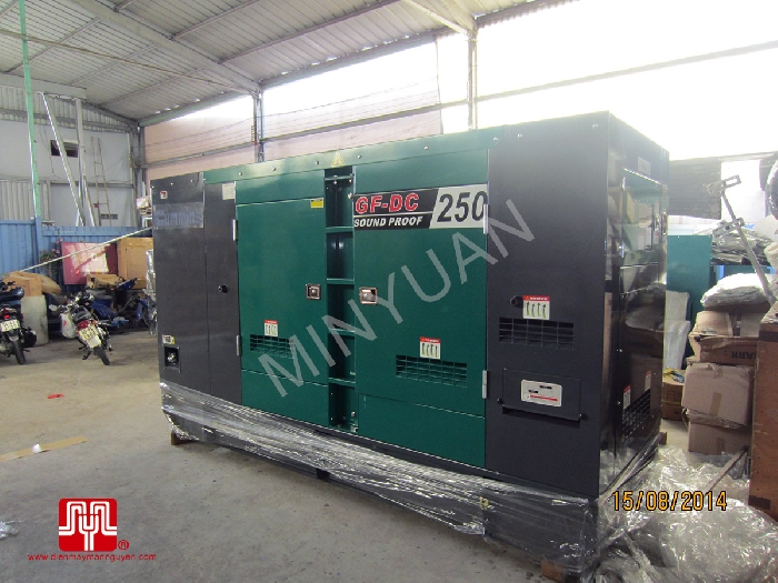 Máy phát điện Cummins 250kva bàn giao tại TPHCM 08/11/2014