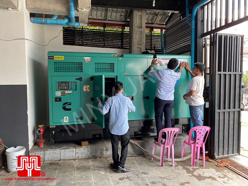 Máy phát điện Cummins 250kva bàn giao 13/10/2020