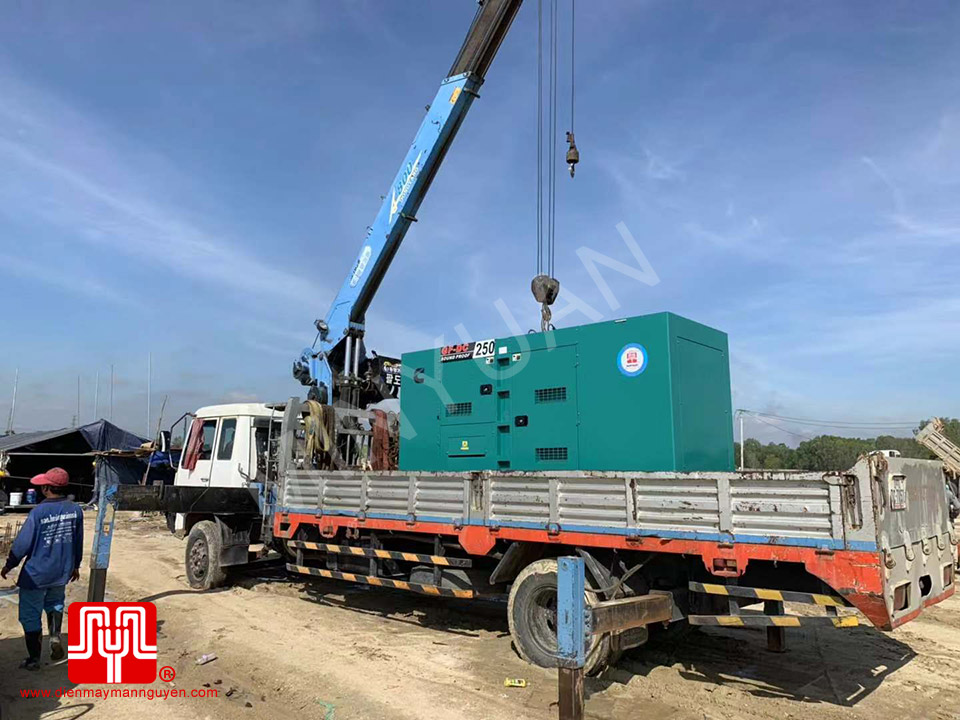 Máy phát điện Cummins 250kva bàn giao ngày 25/12/2018