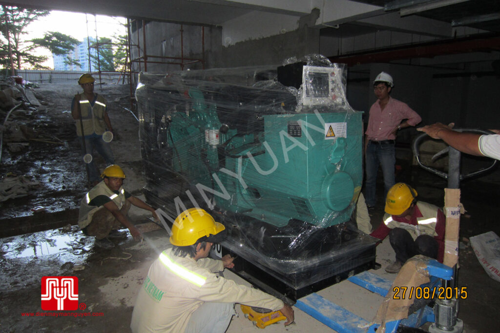 Máy phát điện Cummins 250kva bàn giao tại TPHCM 27/08/2015