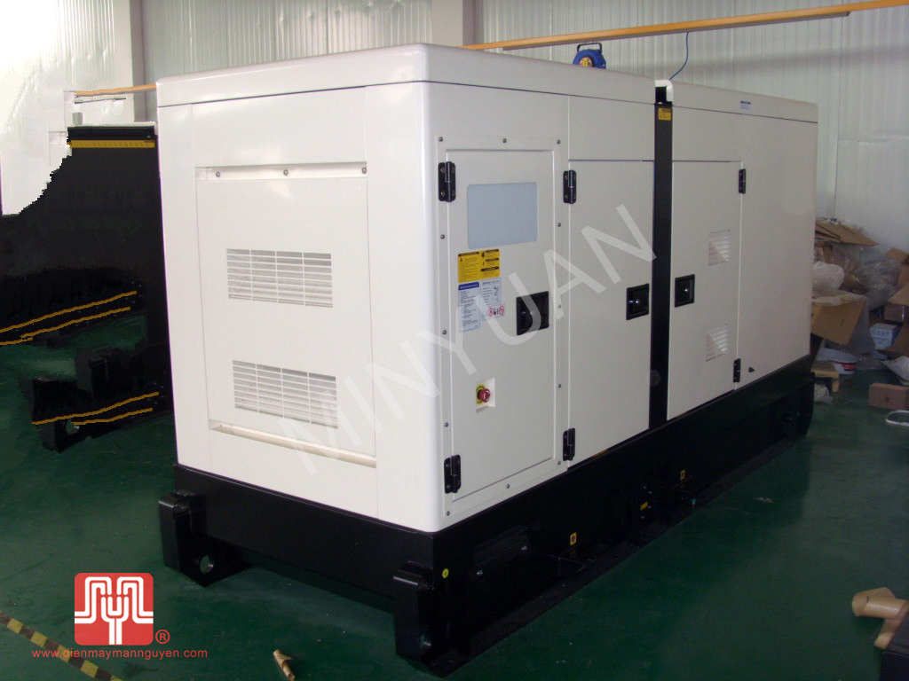 Máy phát điện Cummins 250kva bàn giao tại TPHCM 30/09/2015