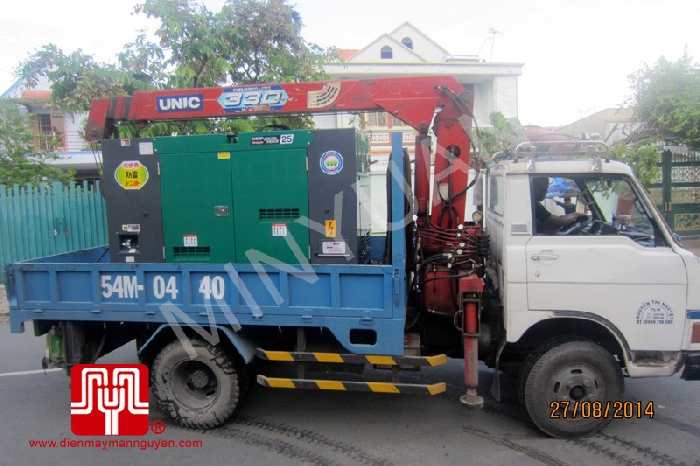 Máy phát điện Cummins 25kva bàn giao tại TPHCM 29/08/2014