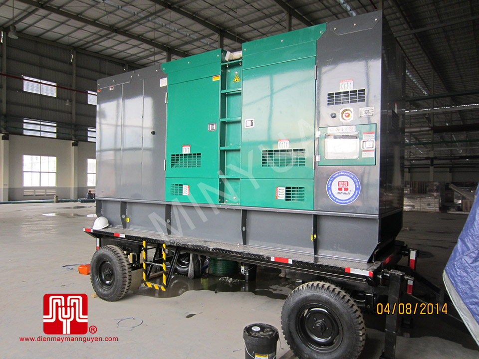 Máy phát điện Cummins có vỏ cách âm 350kva bàn giao KCN Phước Đông TPHCM 04/08/2014