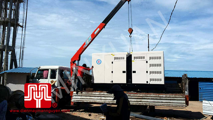 Máy phát điện Cummins 350kva có vỏ cách âm bàn giao tại Cambodia 10/06/2014