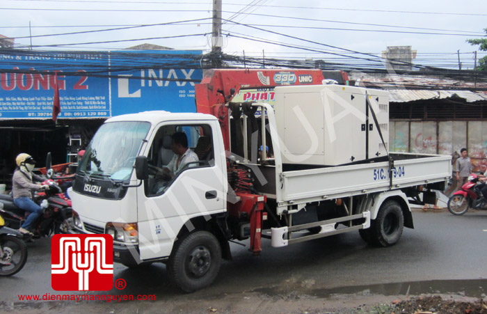 Tổ máy CUMMINS 40KVA bàn giao khách hàng Hồ Chí Minh ngày 5.9.2012