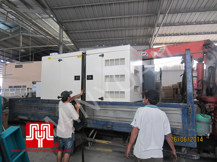 Hai máy phát điện Cummins 40kva bàn giao tại TPHCM 26/06/2014