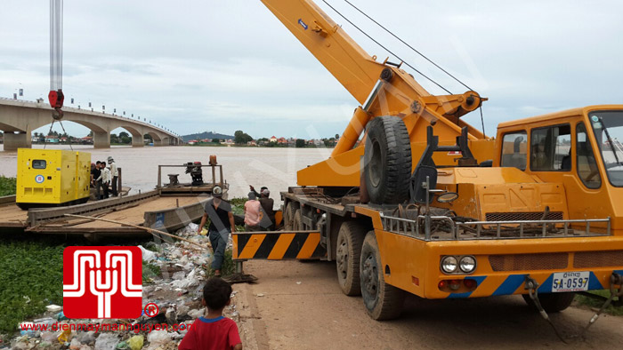 Tổ máy phát điện có vỏ CUMMINS 412KVA bàn giao khách hàng Campuchia ngày 14.08.2013