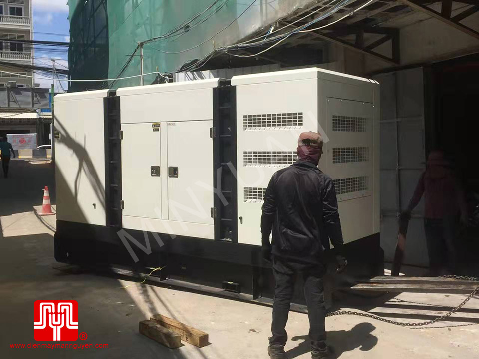 Máy phát điện Cummins 450kva bàn giao 01/10/2022