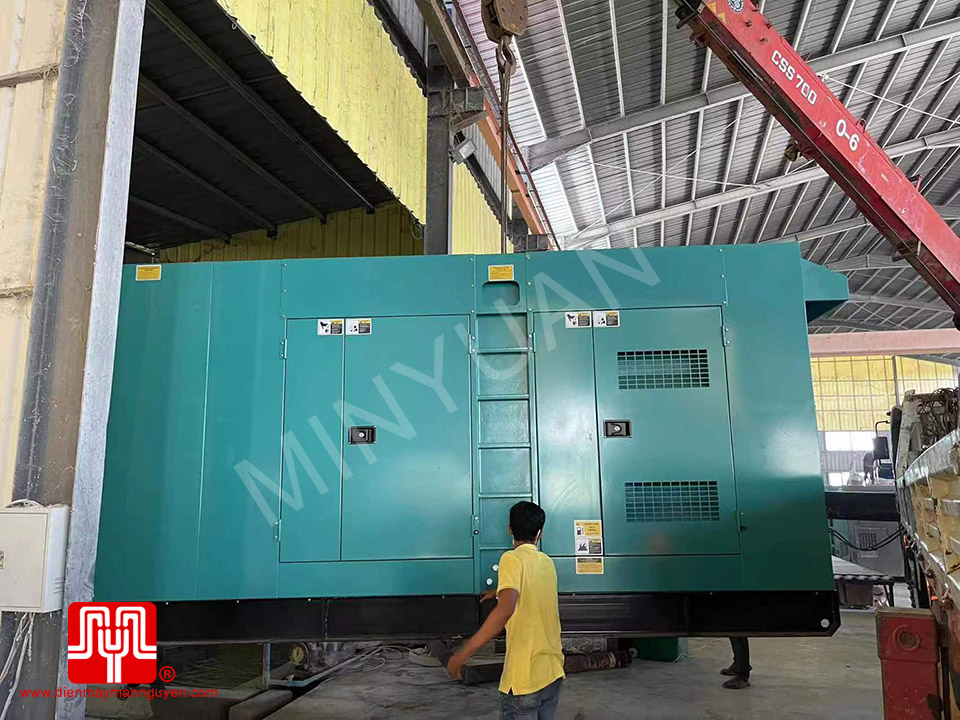 Máy phát điện Cummins 40kva bàn giao 11/08/2022