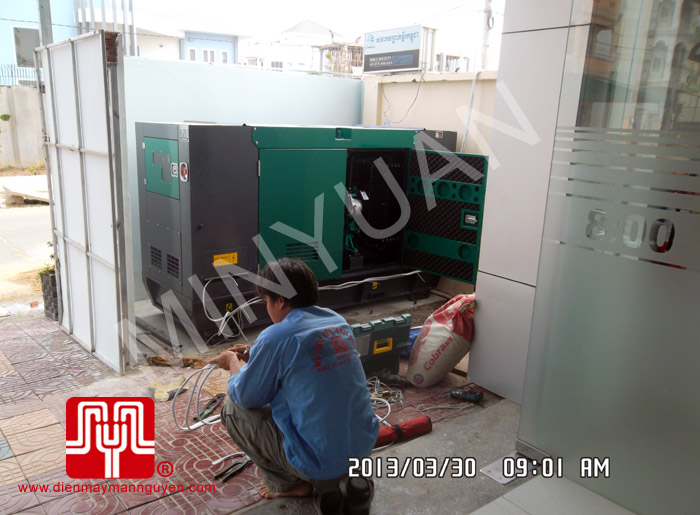 Tổ máy phát điện có vỏ CUMMINS 60KVA bàn giao khách hàng Campuchia ngày 30.3.2013