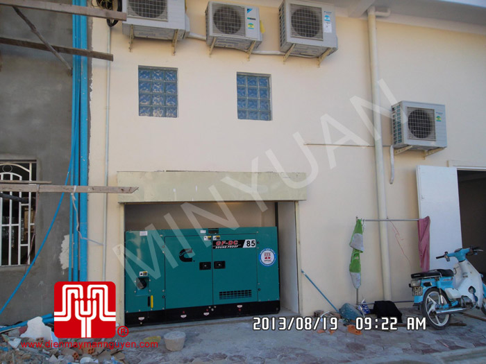 Tổ máy phát điện có vỏ CUMMINS 85KVA bàn giao khách hàng Campuchia ngày 19.08.2013