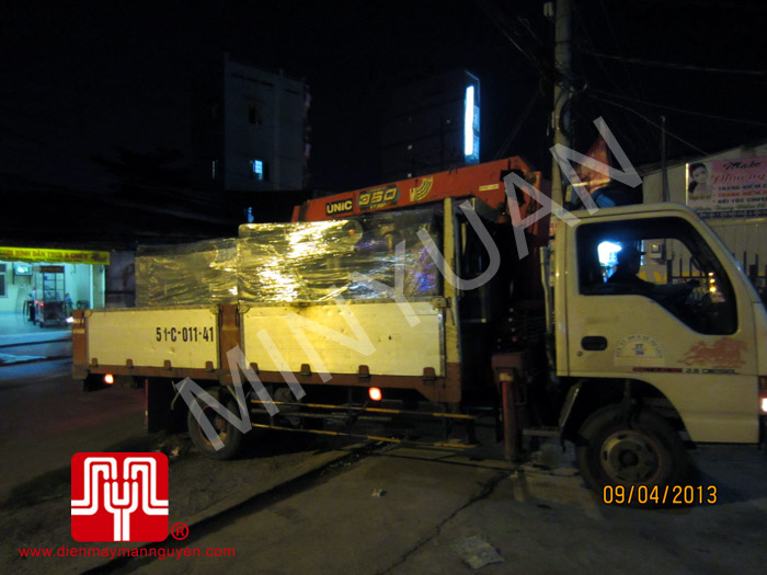 03 Tổ máy phát điện trần CUMMINS 100KVA bàn giao khách hàng HCM ngày 9.4.2013