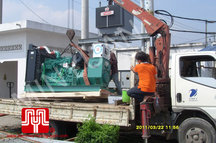 Tổ máy trần 230KVA giao khách hàng Hồ Chí Minh ngày 22.3.2011